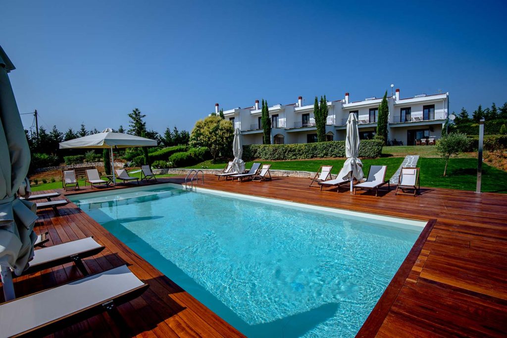 Calas Villas is a unique place, ready to welcome you in Sani, Halkidiki. Built in a quiet area, only 6’ by car from Sani Beach, the residence offers relaxation and calmness, making your vacation in Greece unforgettable.